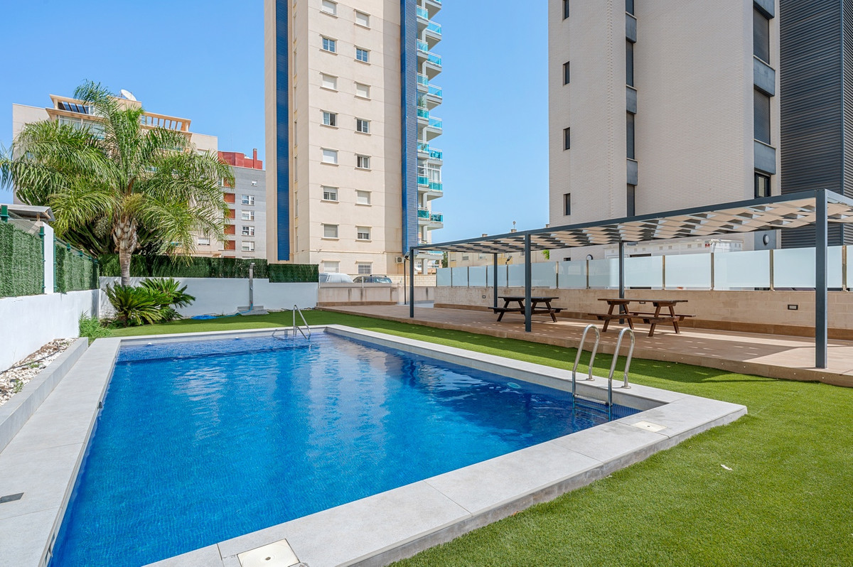 Se vende Apartamento Planta Baja de 3 dormitorios en Costa Blanca, Alicante, España