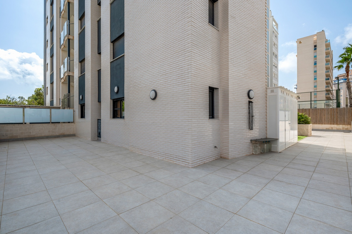 Se vende Apartamento Planta Baja de 3 dormitorios en Costa Blanca, Alicante, España