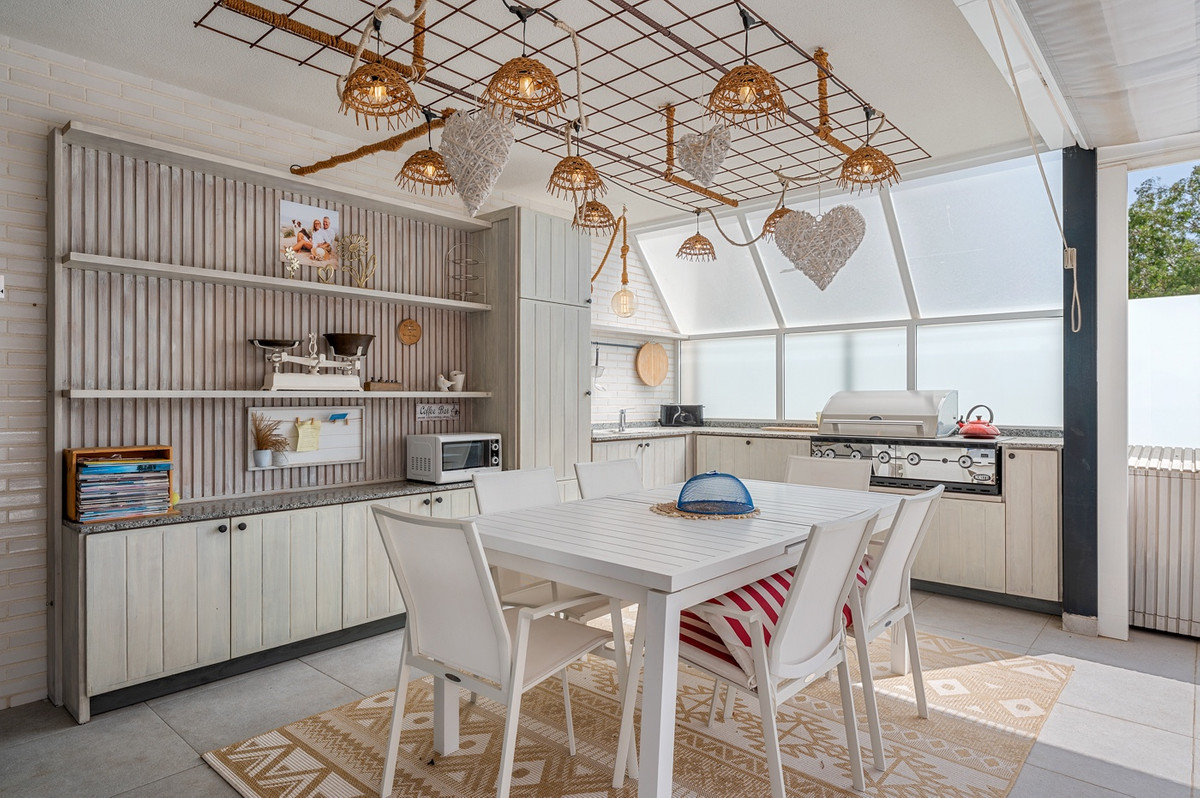 Se vende Apartamento Planta Baja de 3 dormitorios en Costa Blanca, Alicante, España
