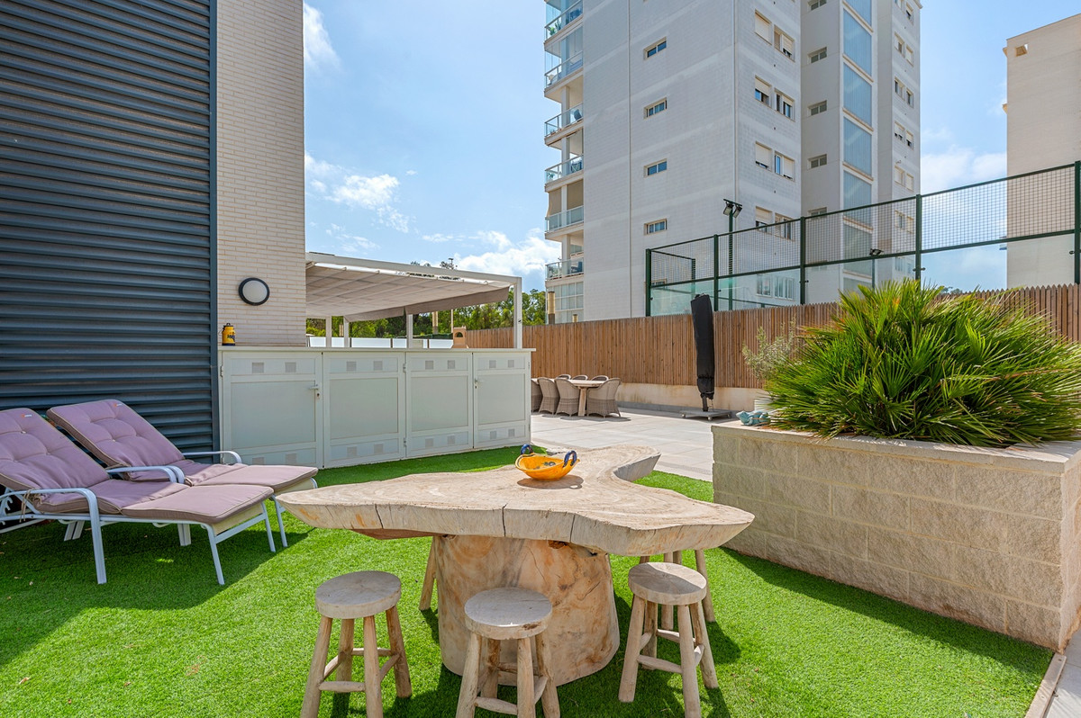 Se vende Apartamento Planta Baja de 3 dormitorios en Costa Blanca, Alicante, España