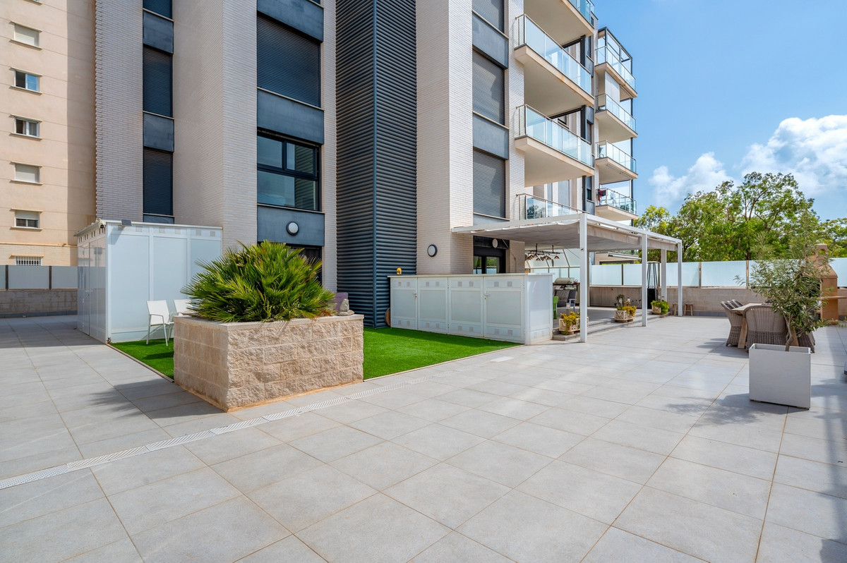 Se vende Apartamento Planta Baja de 3 dormitorios en Costa Blanca, Alicante, España
