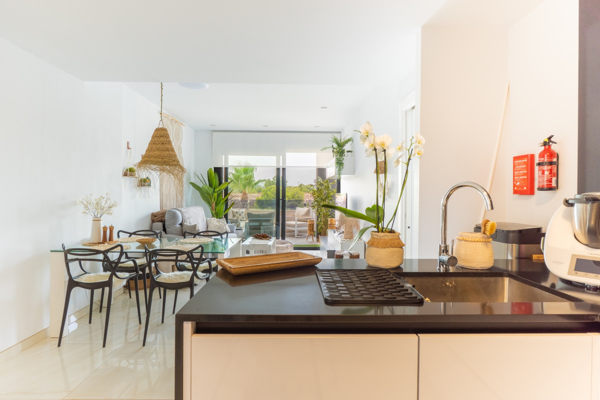 2 Bed Apartment for sale in Los Altos Costa Blanca, Alicante, Spain