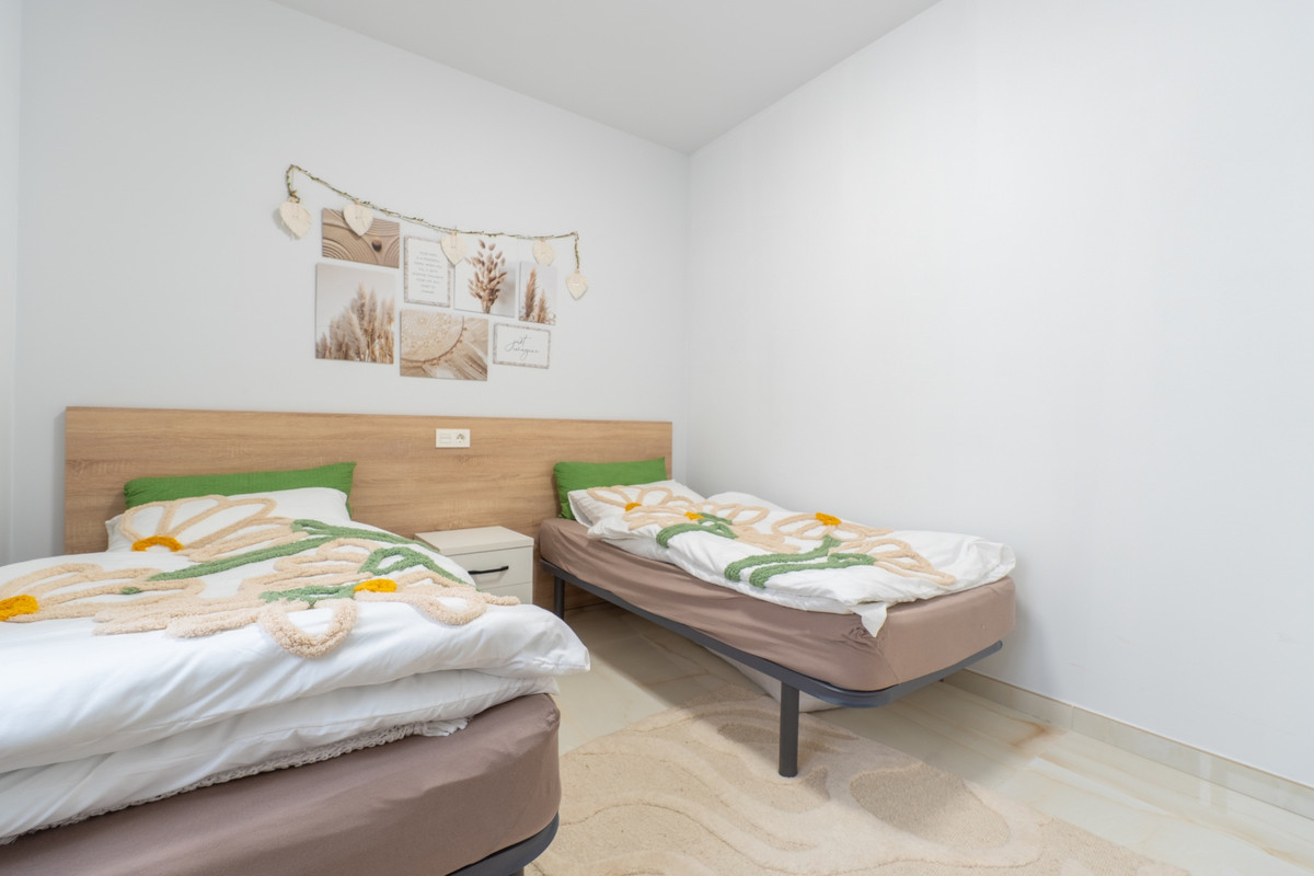 2 Bed Apartment for sale in Los Altos Costa Blanca, Alicante, Spain