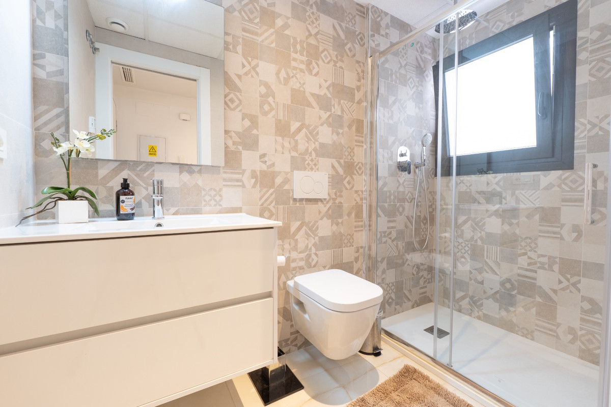 2 Bed Apartment for sale in Los Altos Costa Blanca, Alicante, Spain