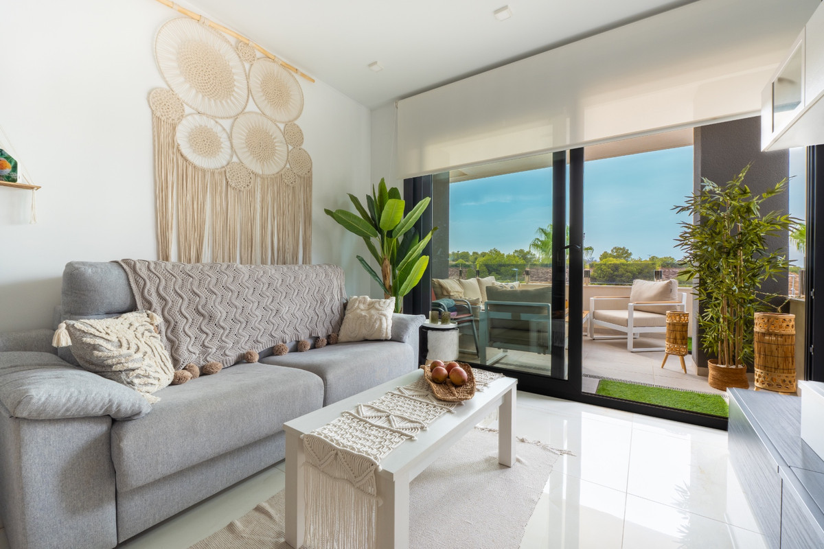 2 Bed Apartment for sale in Los Altos Costa Blanca, Alicante, Spain