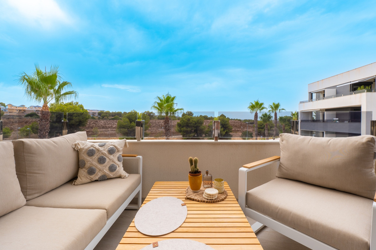 2 Bed Apartment for sale in Los Altos Costa Blanca, Alicante, Spain