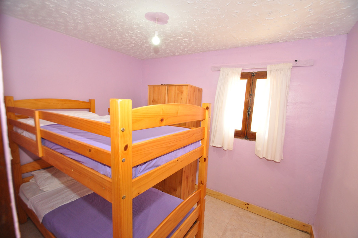 8 Bed Townhouse for sale in Pinoso Costa Blanca, Alicante, Spain