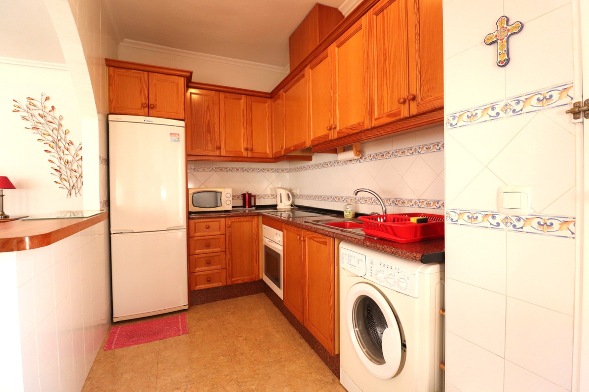 Se vende Villa - Chalet de 3 dormitorios en Costa Blanca, Alicante, España