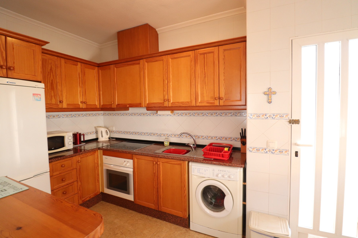Se vende Villa - Chalet de 3 dormitorios en Costa Blanca, Alicante, España