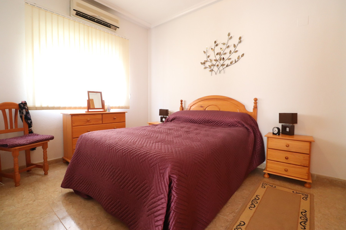 Se vende Villa - Chalet de 3 dormitorios en Costa Blanca, Alicante, España