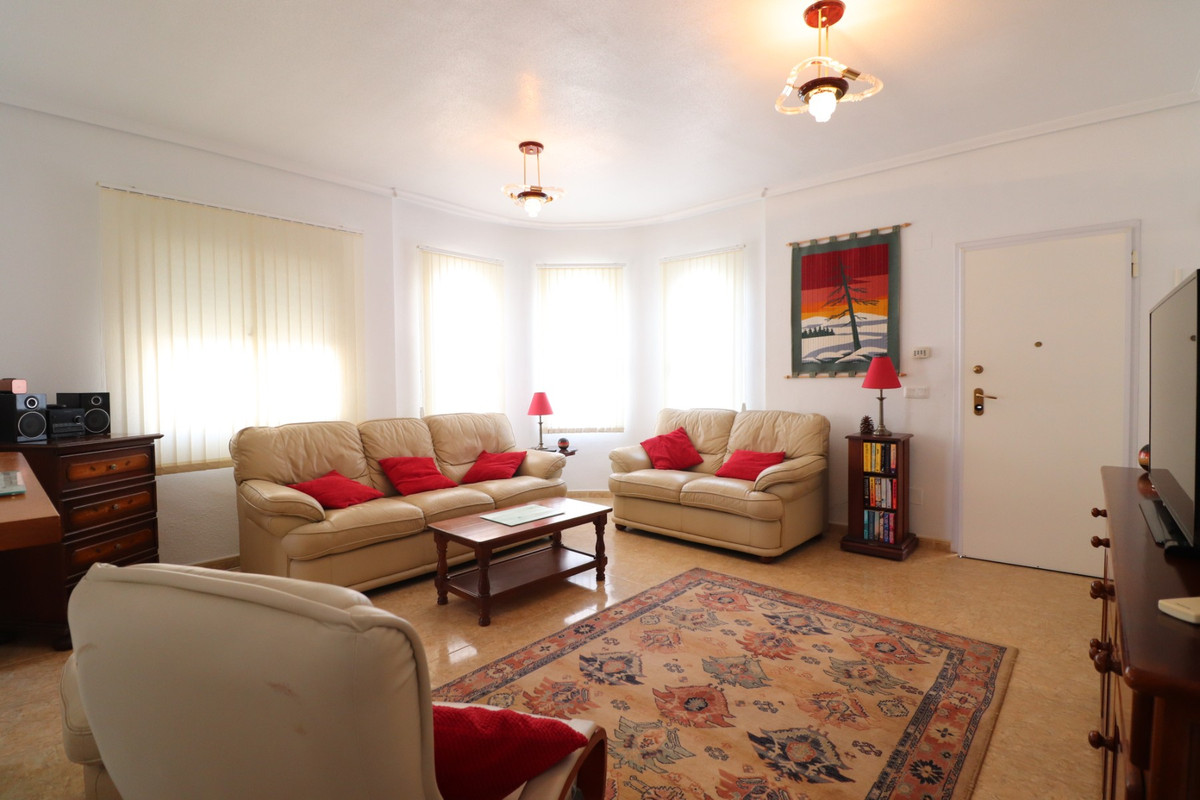 Se vende Villa - Chalet de 3 dormitorios en Costa Blanca, Alicante, España