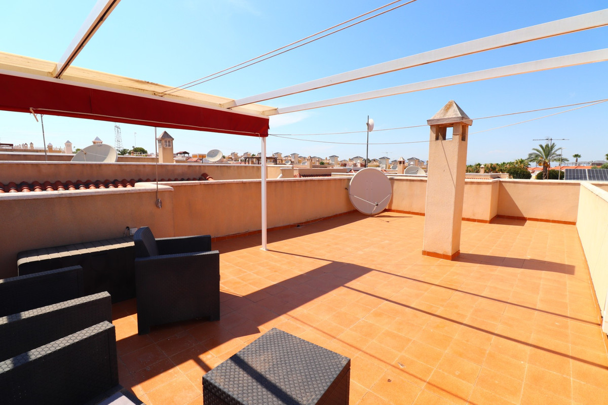 Se vende Villa - Chalet de 3 dormitorios en Costa Blanca, Alicante, España