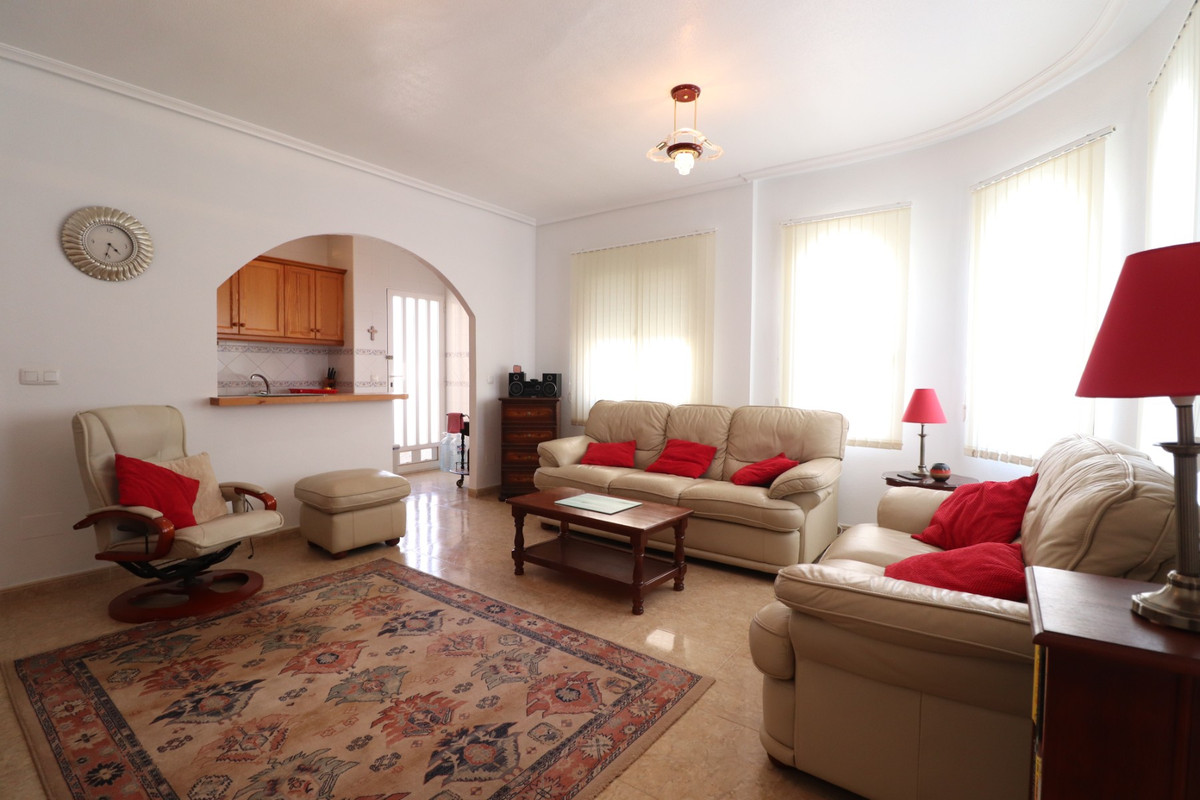 Se vende Villa - Chalet de 3 dormitorios en Costa Blanca, Alicante, España