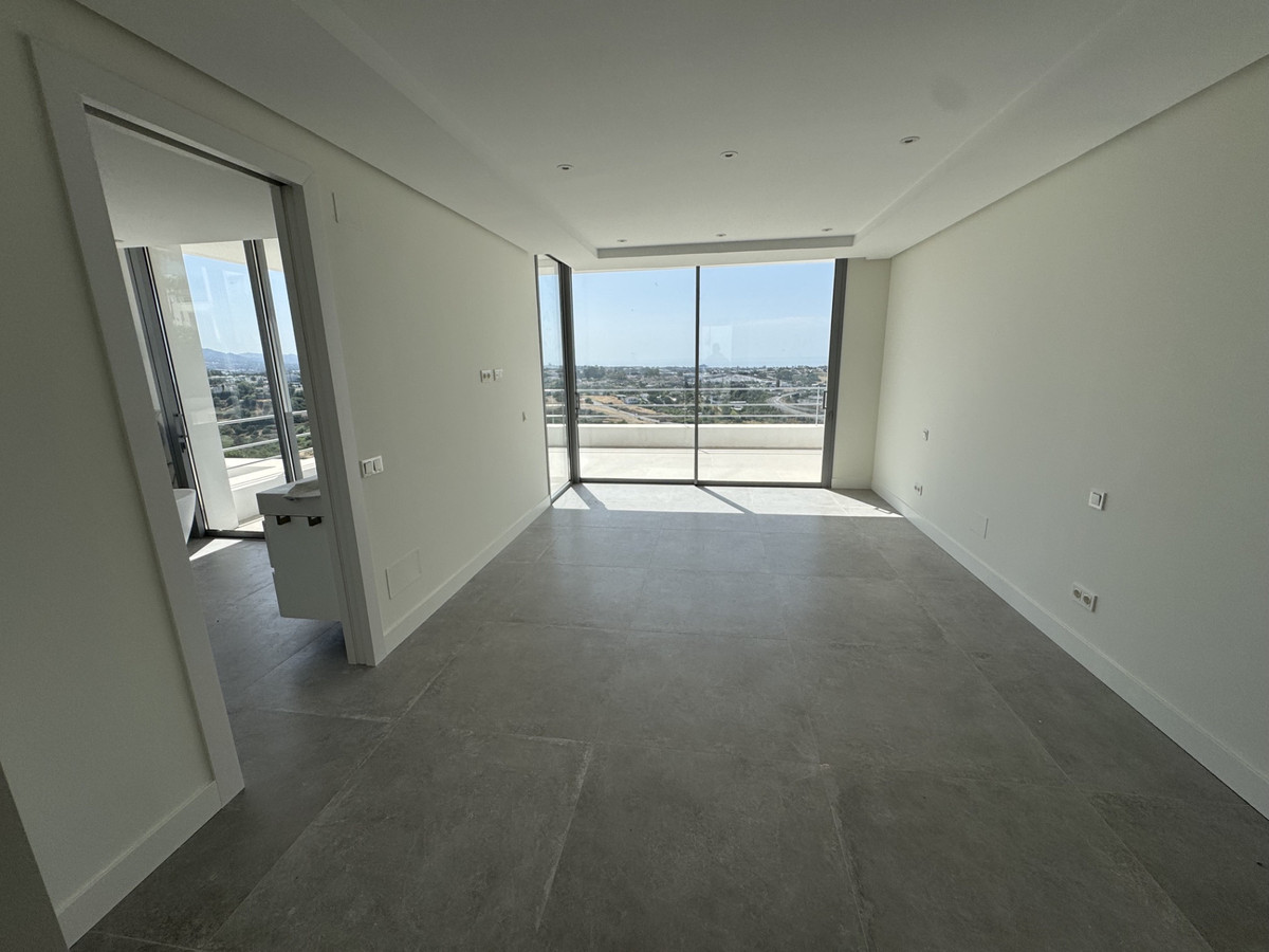 5 Bed Townhouse for sale in Benahavís Costa Del Sol, Málaga, Spain