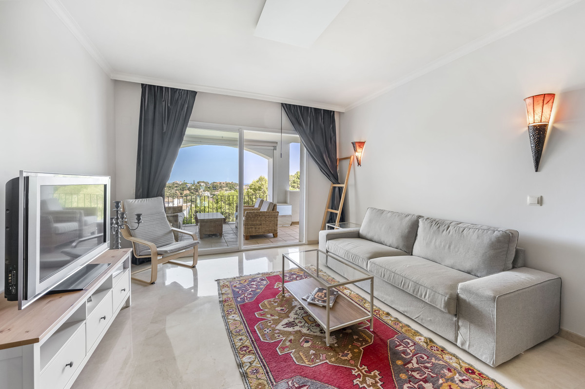2 Bed Apartment for sale in Benahavís Costa Del Sol, Málaga, Spain