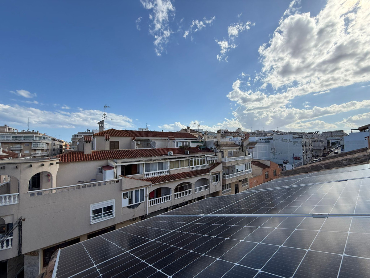 2 Bed Apartment for sale in Torrevieja Costa Blanca, Alicante, Spain