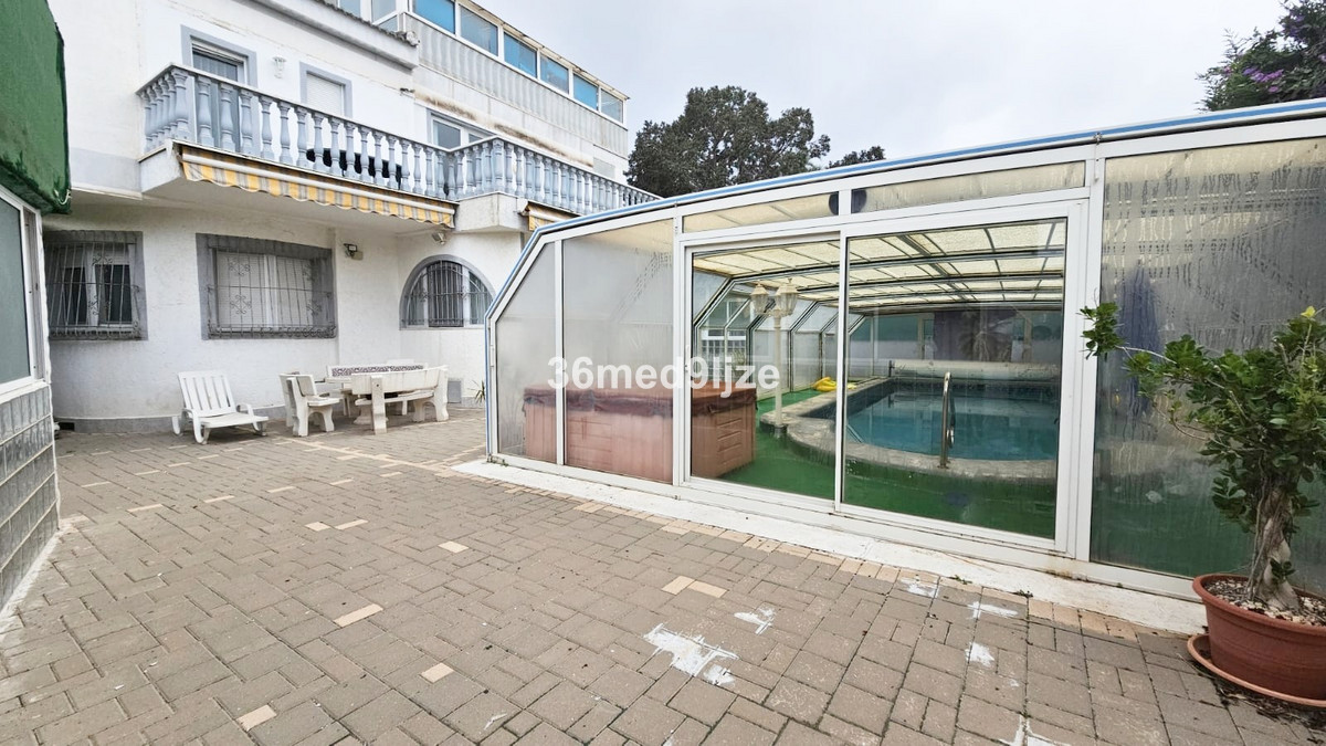 8 Bed Townhouse for sale in Los Alcazares Costa Calida, Murcia, Spain