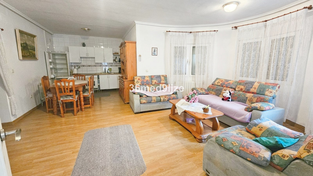 8 Bed Townhouse for sale in Los Alcazares Costa Calida, Murcia, Spain