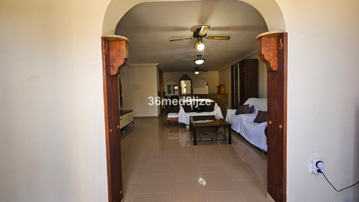 Se vende Villa - Chalet de 6 dormitorios en Costa Calida, Murcia, España