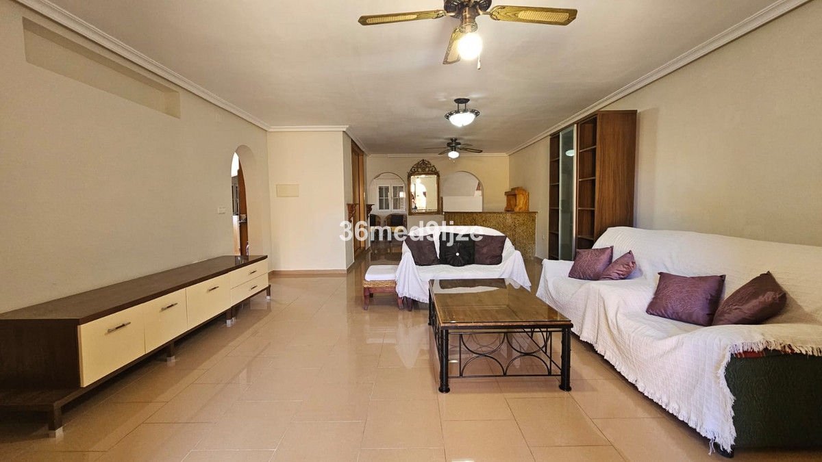 Se vende Villa - Chalet de 6 dormitorios en Costa Calida, Murcia, España