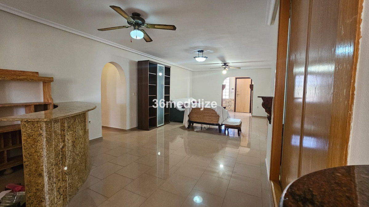 Se vende Villa - Chalet de 6 dormitorios en Costa Calida, Murcia, España