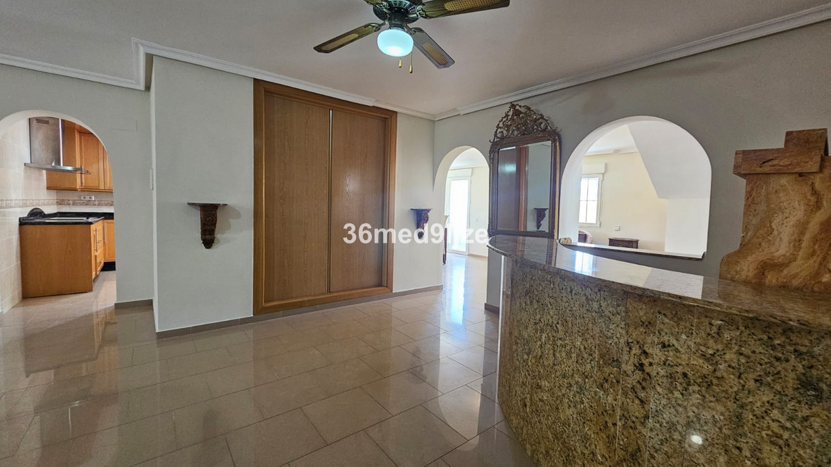 Se vende Villa - Chalet de 6 dormitorios en Costa Calida, Murcia, España