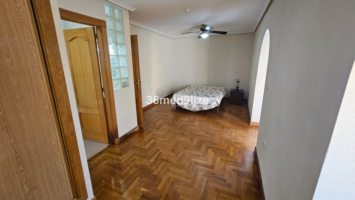 Se vende Villa - Chalet de 6 dormitorios en Costa Calida, Murcia, España