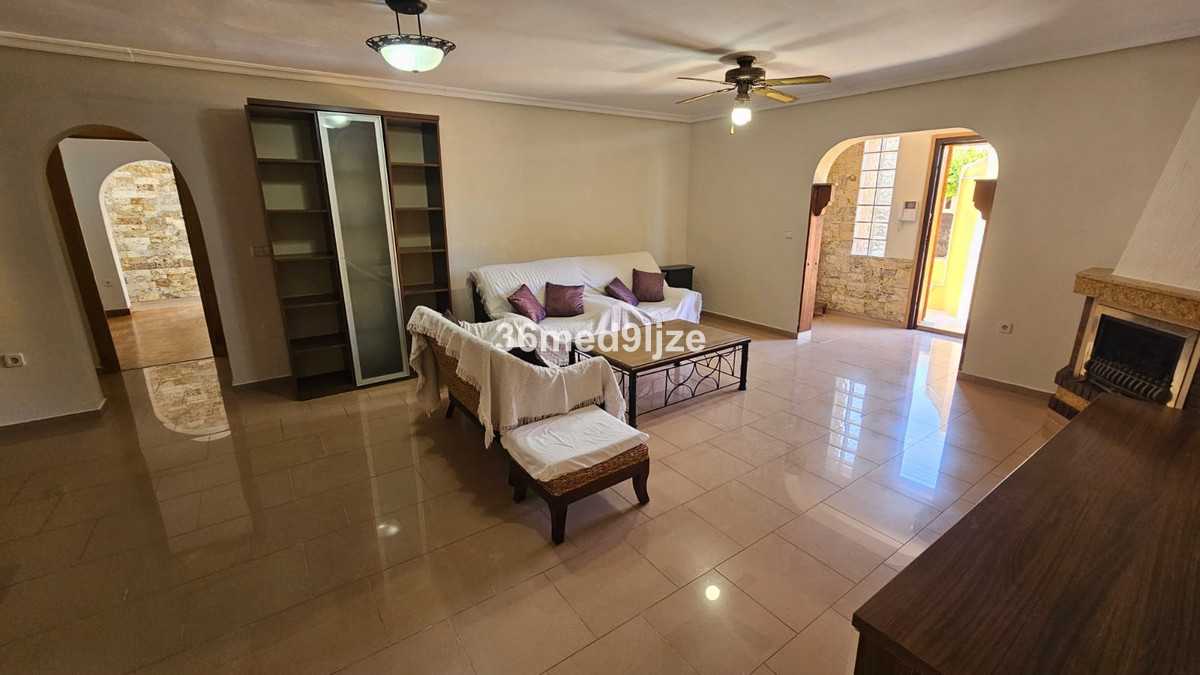 Se vende Villa - Chalet de 6 dormitorios en Costa Calida, Murcia, España