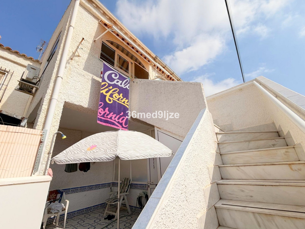 2 Bed Apartment for sale in Los Alcazares Costa Calida, Murcia, Spain