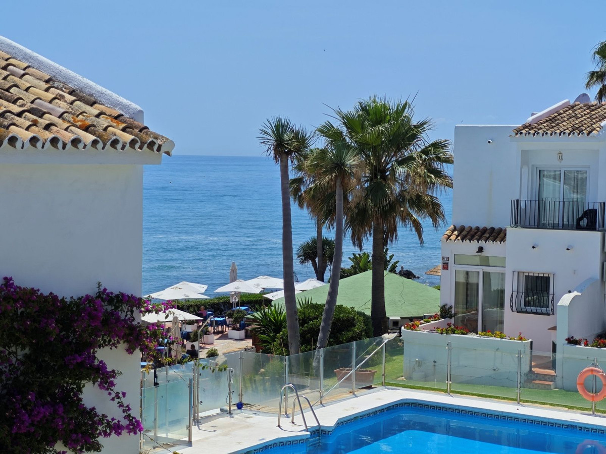 Se vende Pareada de 2 dormitorios en Costa Del Sol, Málaga, España