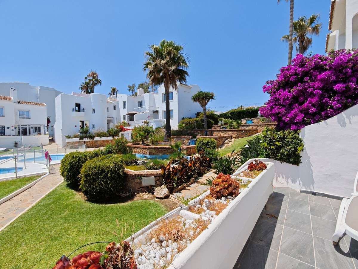 Se vende Pareada de 2 dormitorios en Costa Del Sol, Málaga, España