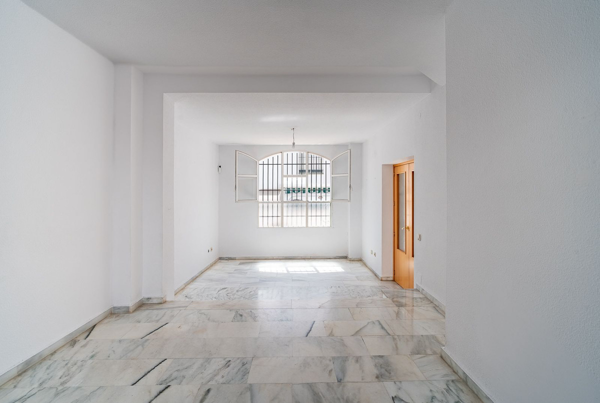 Se vende Pareada de 3 dormitorios en Costa Del Sol, Málaga, España