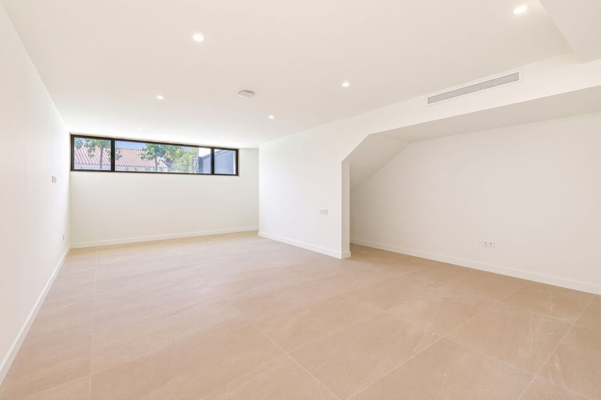 4 Bed Townhouse for sale in Sotogrande Alto Costa Del Sol, Cádiz, Spain