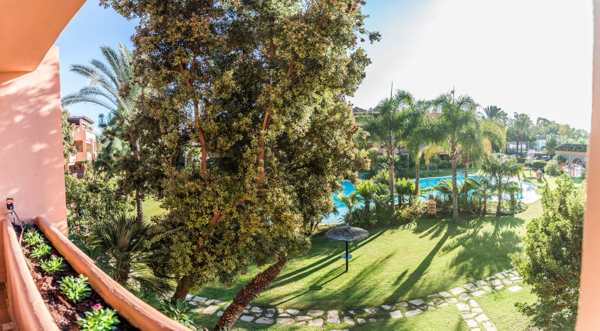 Se vende Apartamento Planta Media de 2 dormitorios en Costa Del Sol, Málaga, España