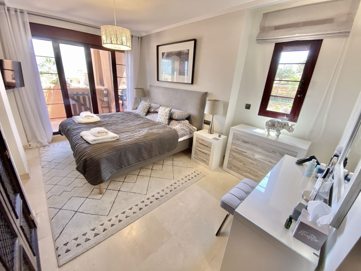 Se vende Apartamento Planta Baja de 2 dormitorios en Costa Del Sol, Málaga, España
