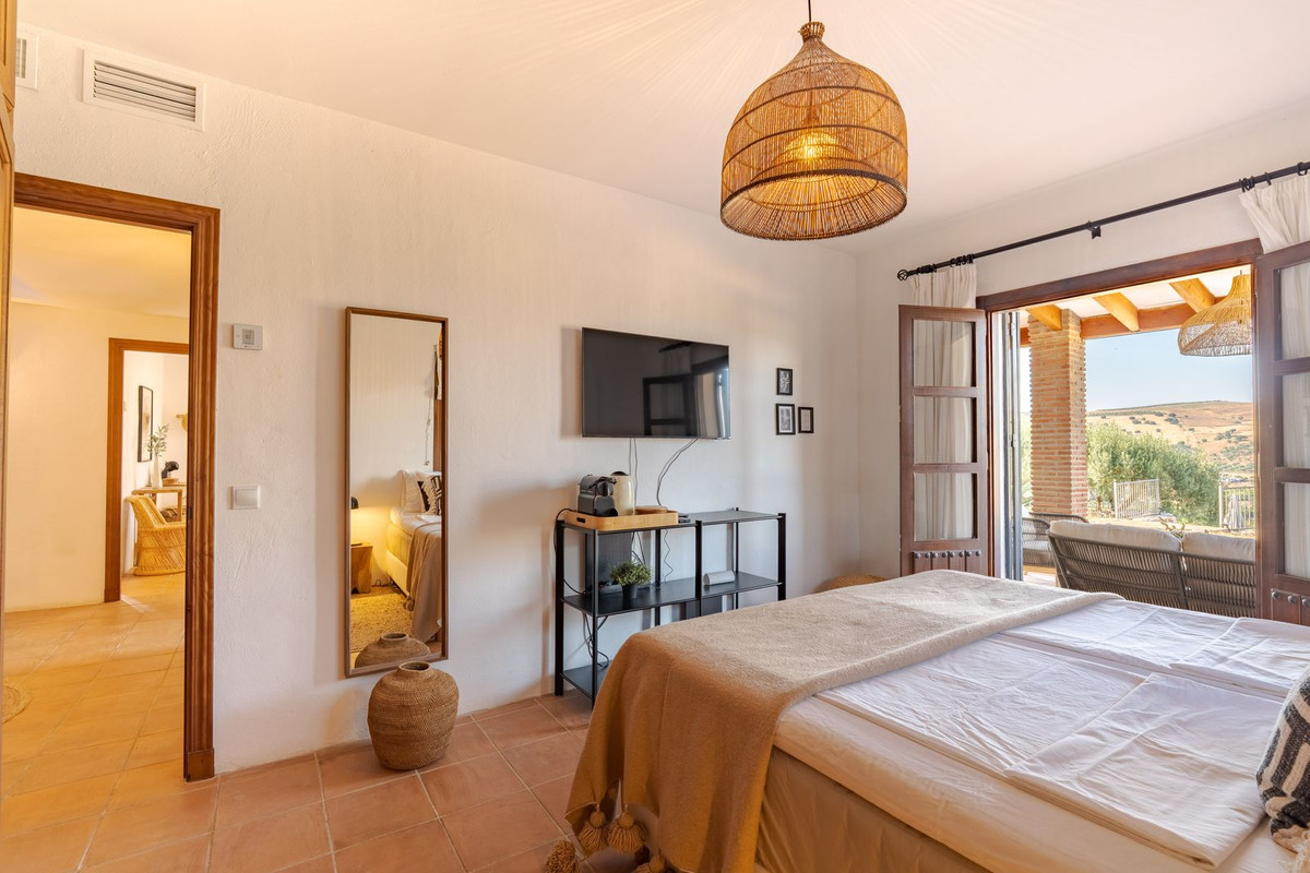 3 Bed Townhouse for sale in Coín Costa Del Sol, Málaga, Spain