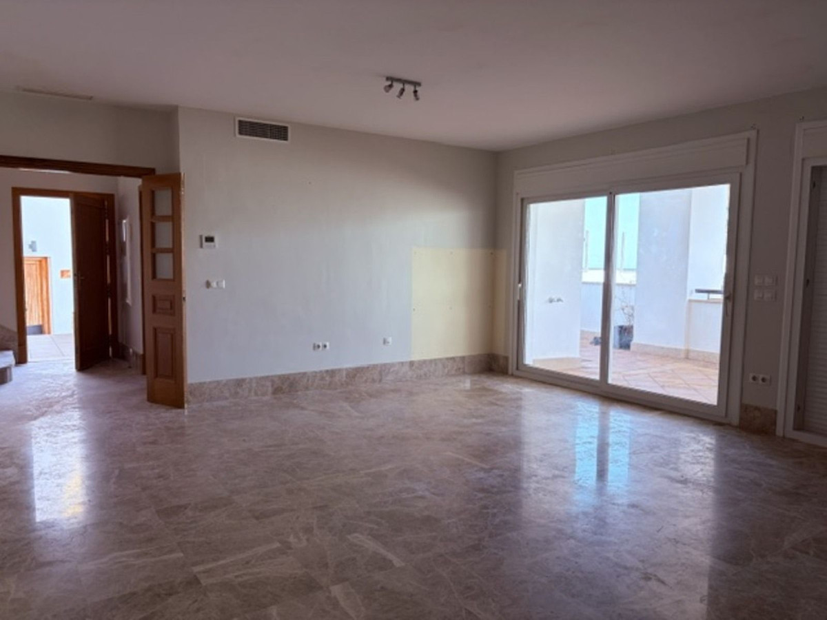 3 Bed Apartment for sale in Santa Clara Costa Del Sol, Málaga, Spain