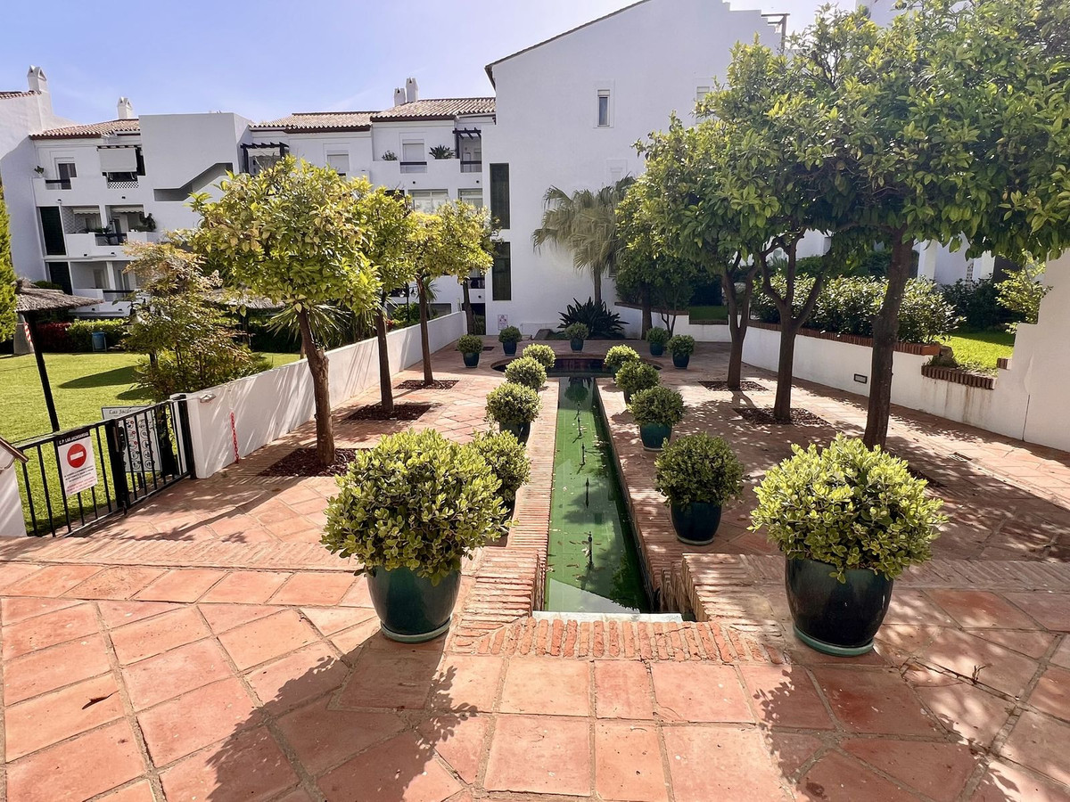 Se vende Apartamento Planta Media de 2 dormitorios en Costa Del Sol, Málaga, España
