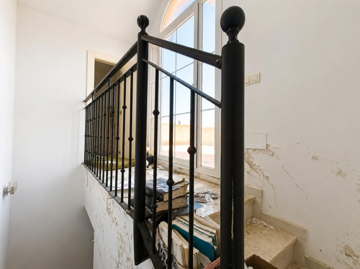 Se vende Villa - Chalet de 3 dormitorios en Costa Del Sol, Málaga, España