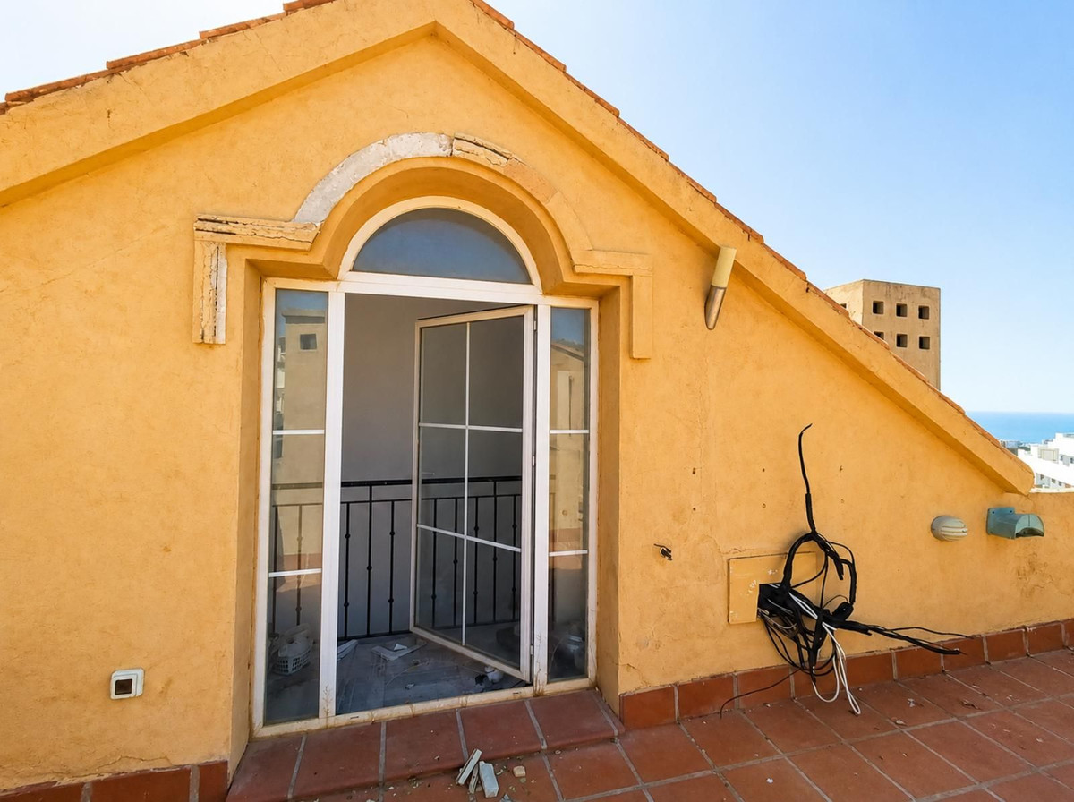 Se vende Villa - Chalet de 3 dormitorios en Costa Del Sol, Málaga, España