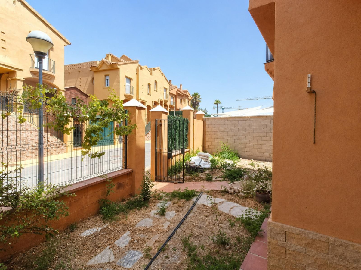 Se vende Villa - Chalet de 3 dormitorios en Costa Del Sol, Málaga, España