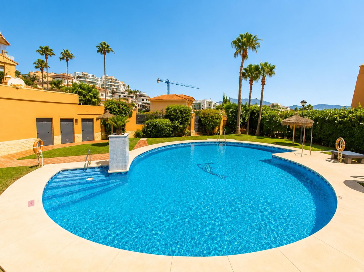 Se vende Villa - Chalet de 3 dormitorios en Costa Del Sol, Málaga, España