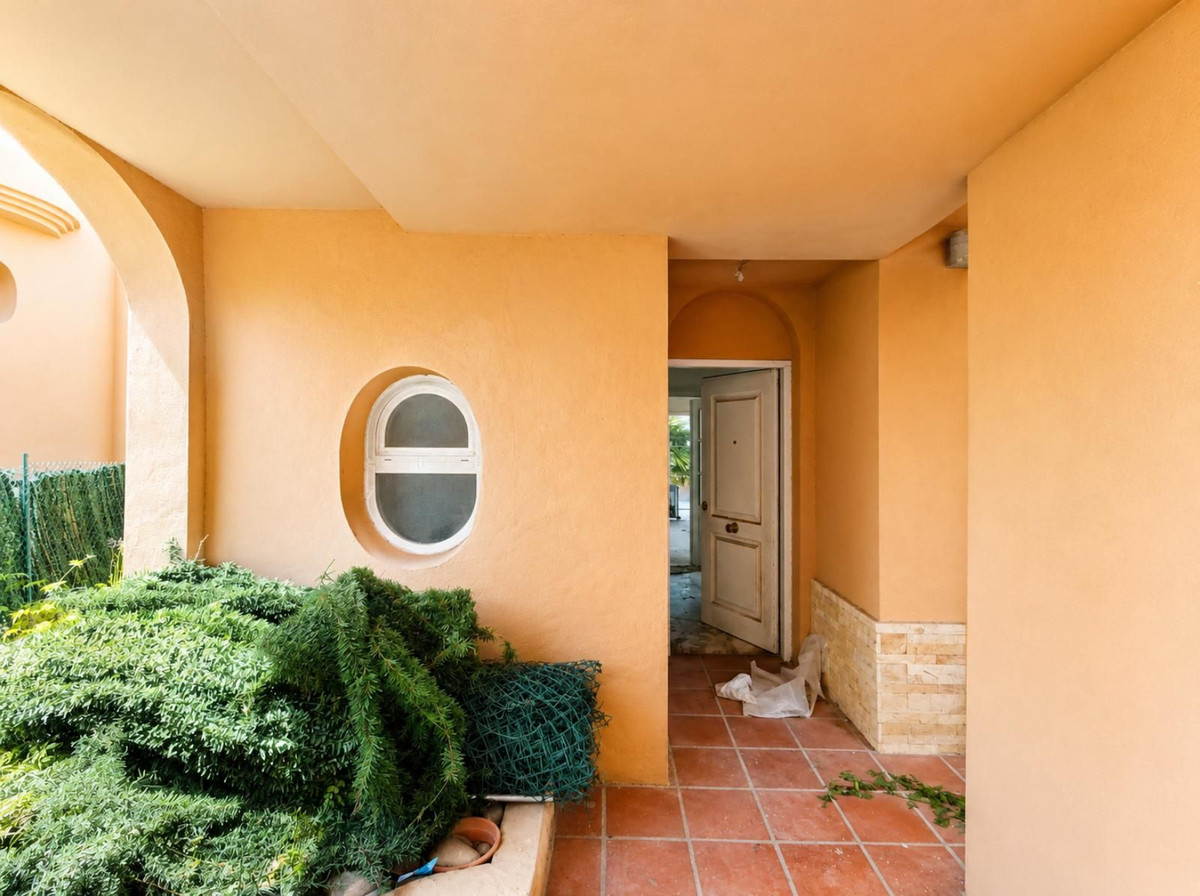 Se vende Villa - Chalet de 3 dormitorios en Costa Del Sol, Málaga, España