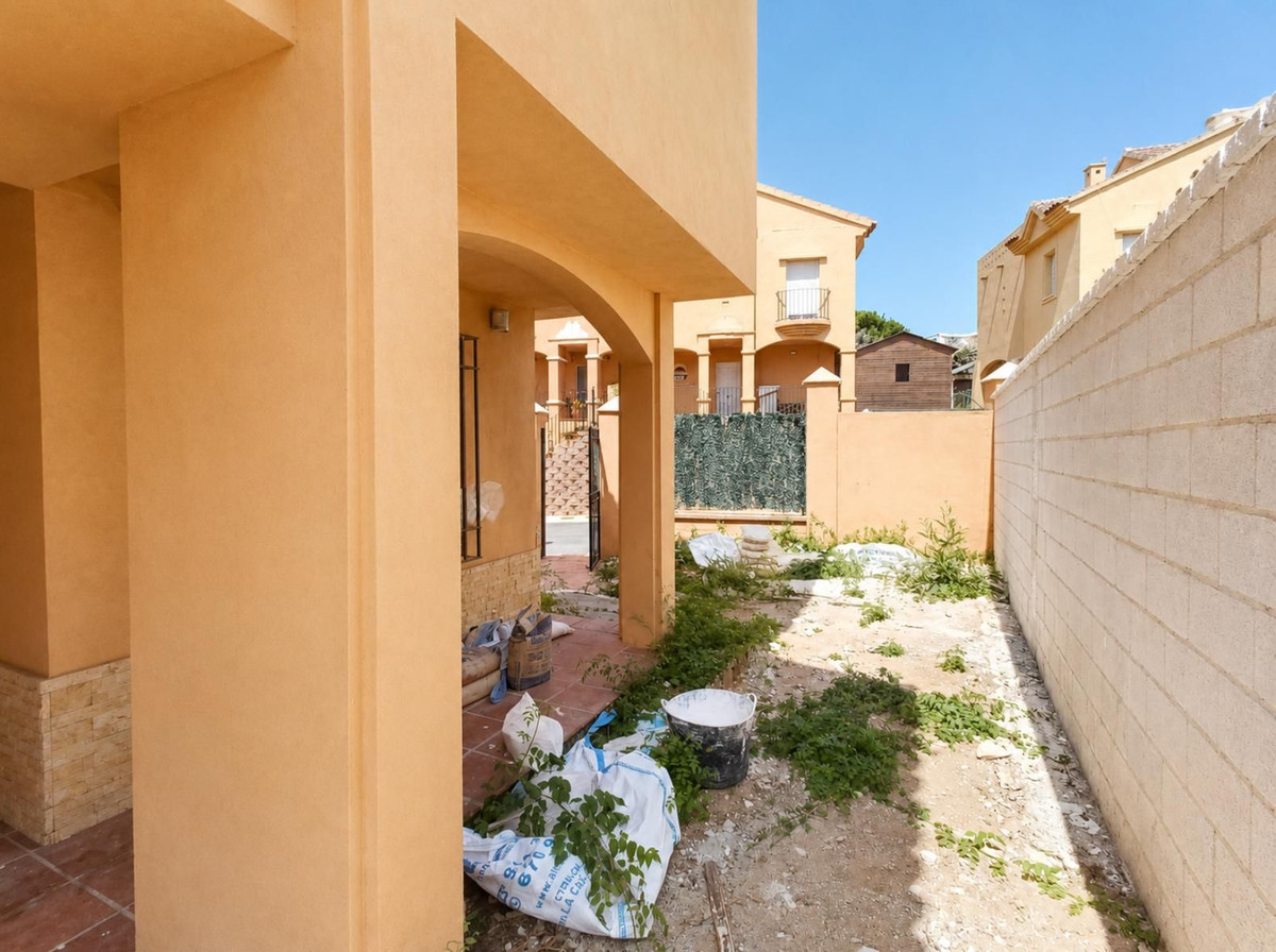 Se vende Villa - Chalet de 3 dormitorios en Costa Del Sol, Málaga, España