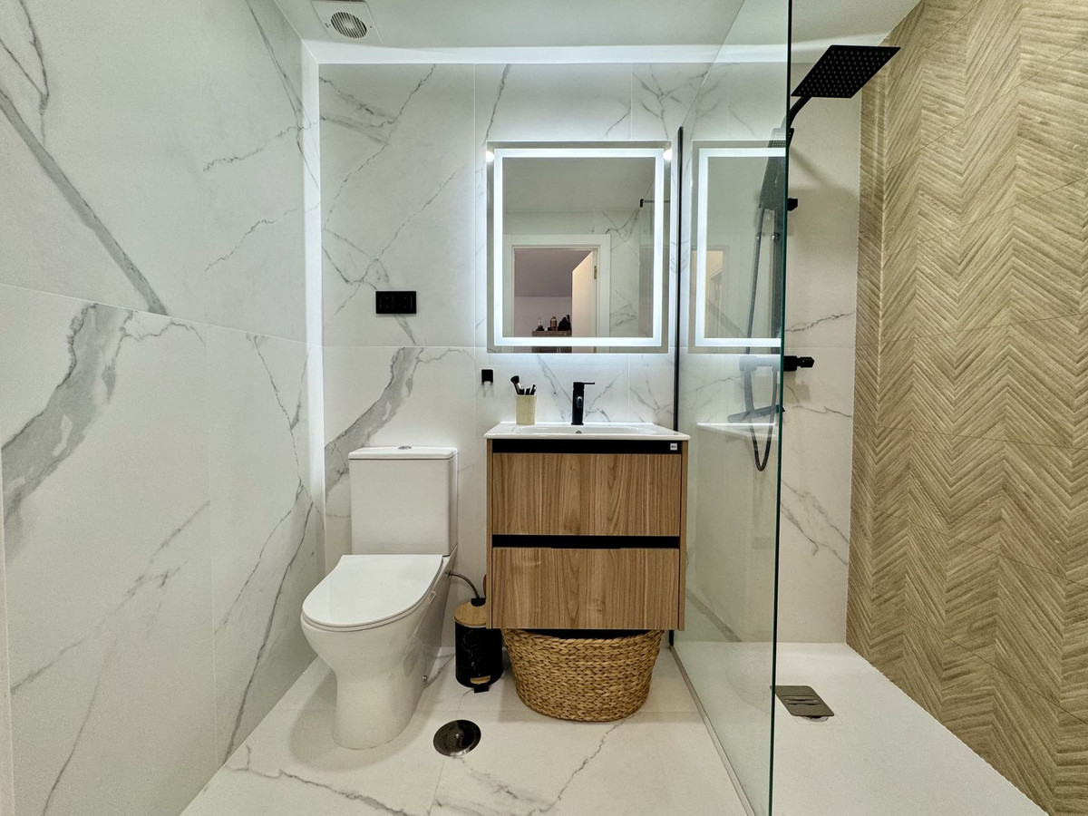 2 Bed Apartment for sale in Riviera Del Sol Costa Del Sol, Málaga, Spain
