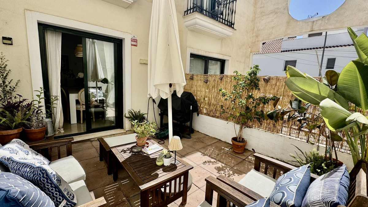 4 Bed Townhouse for sale in Arroyo De La Miel Costa Del Sol, Málaga, Spain