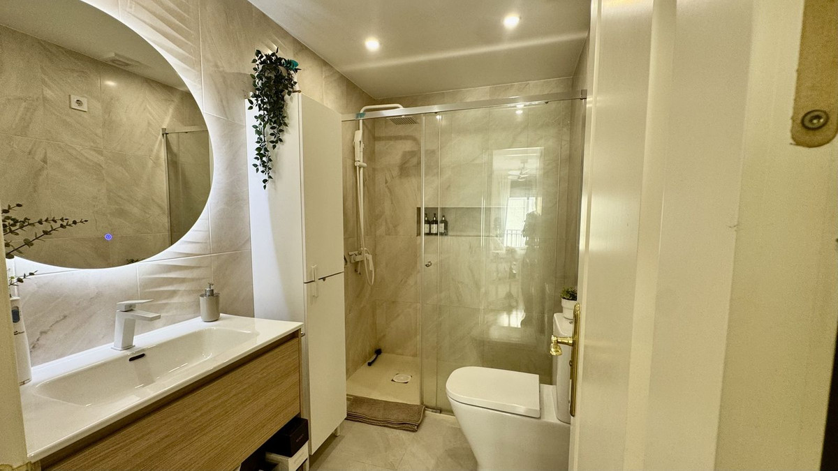 4 Bed Townhouse for sale in Arroyo De La Miel Costa Del Sol, Málaga, Spain
