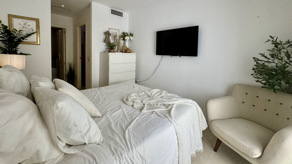 4 Bed Townhouse for sale in Arroyo De La Miel Costa Del Sol, Málaga, Spain