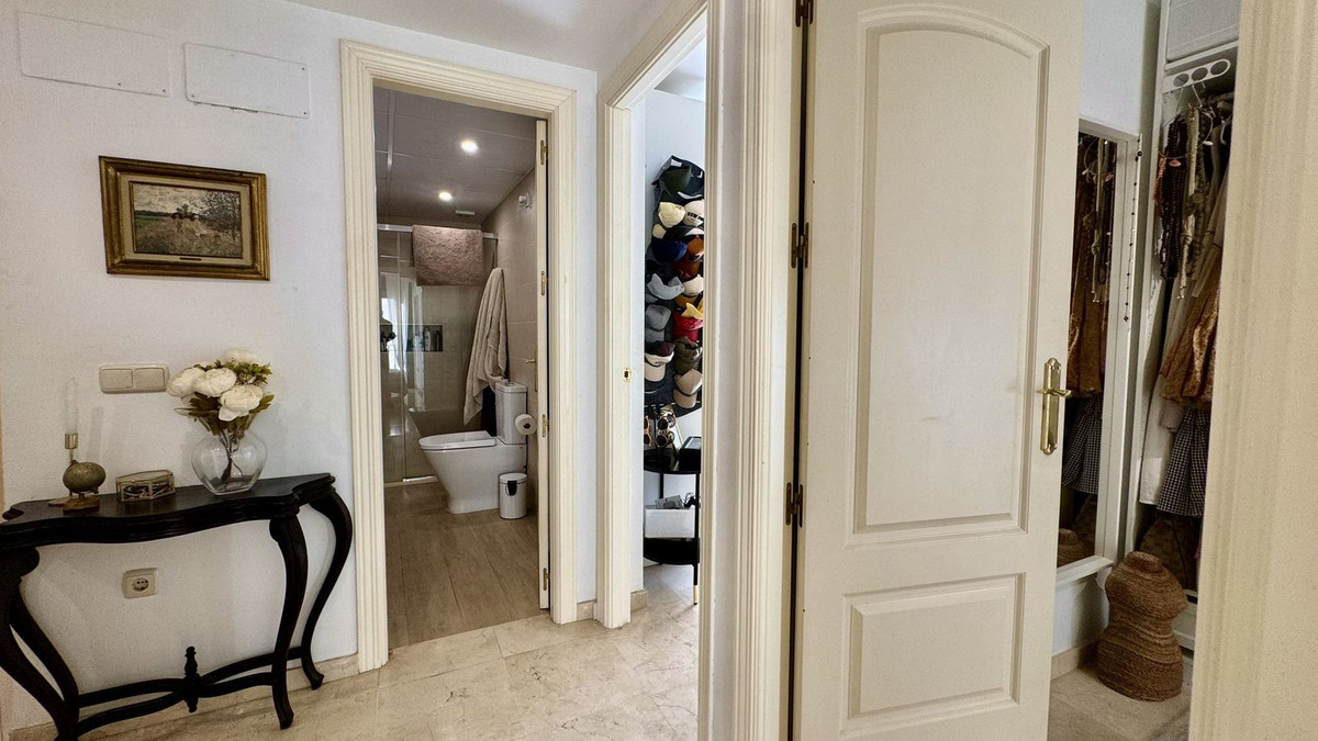 4 Bed Townhouse for sale in Arroyo De La Miel Costa Del Sol, Málaga, Spain