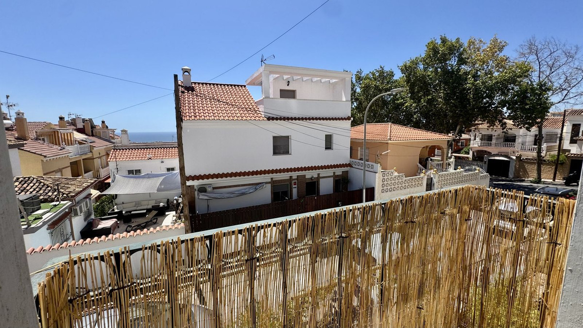 4 Bed Townhouse for sale in Arroyo De La Miel Costa Del Sol, Málaga, Spain